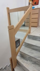 Ξύλινη κουπαστή