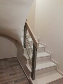 Ξύλινο κάγκελο