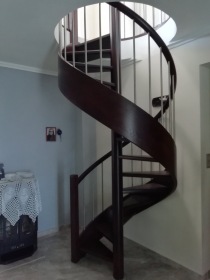 Σκάλες εσωτερικού χώρου